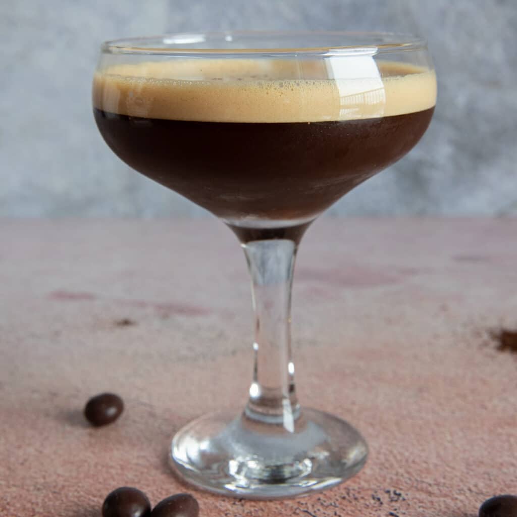 SIMPLE ESPRESSO MARTINI RECIPE WITH REAL ESPRESSO visual data 3