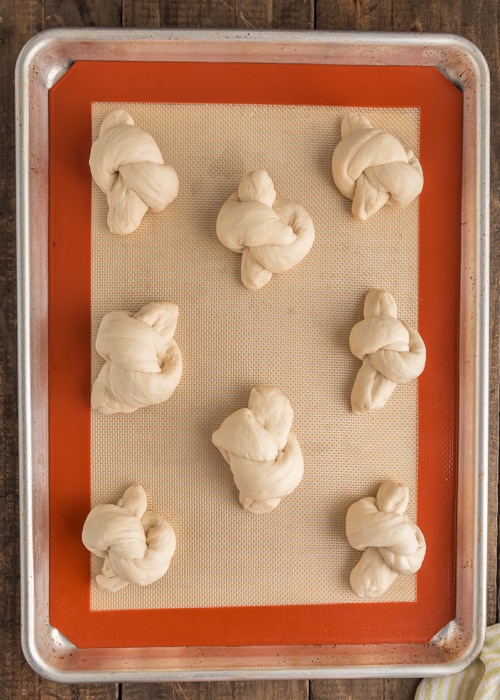 The knots on the prepared baking sheet.