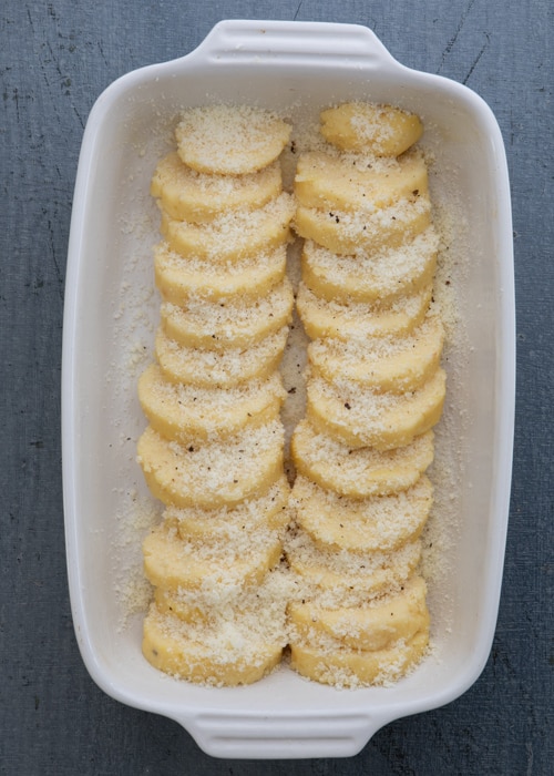 The gnocchi ready to be baked.