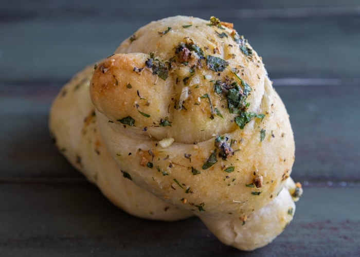 Garlic knot up close.