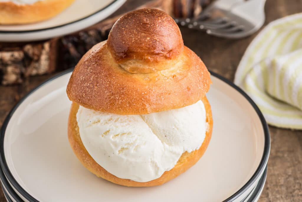 Brioche col tuppo with ice cream in the middle.