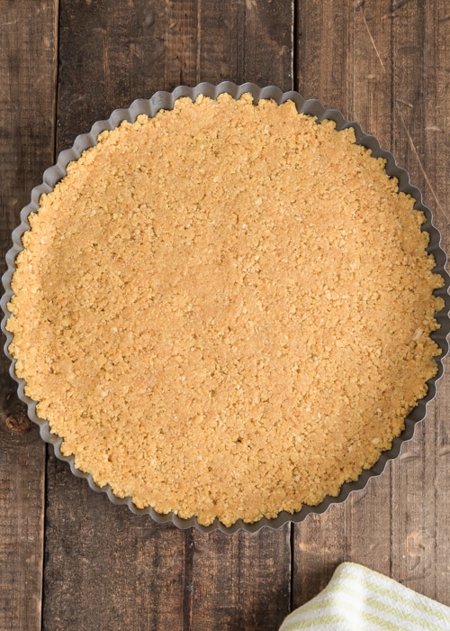 The crumb base in the pan.